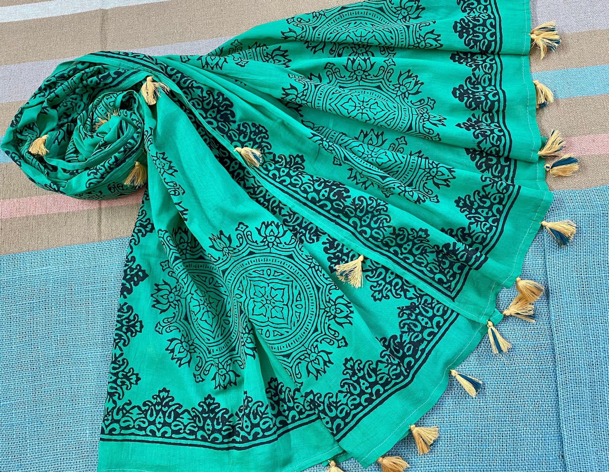 Emerald elegance mulmul stole /Scarf - Incense Art Studio